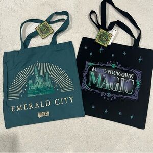 Target Wicked NWT tote bags set/2 Green emerald city black ‘make your own magic’
